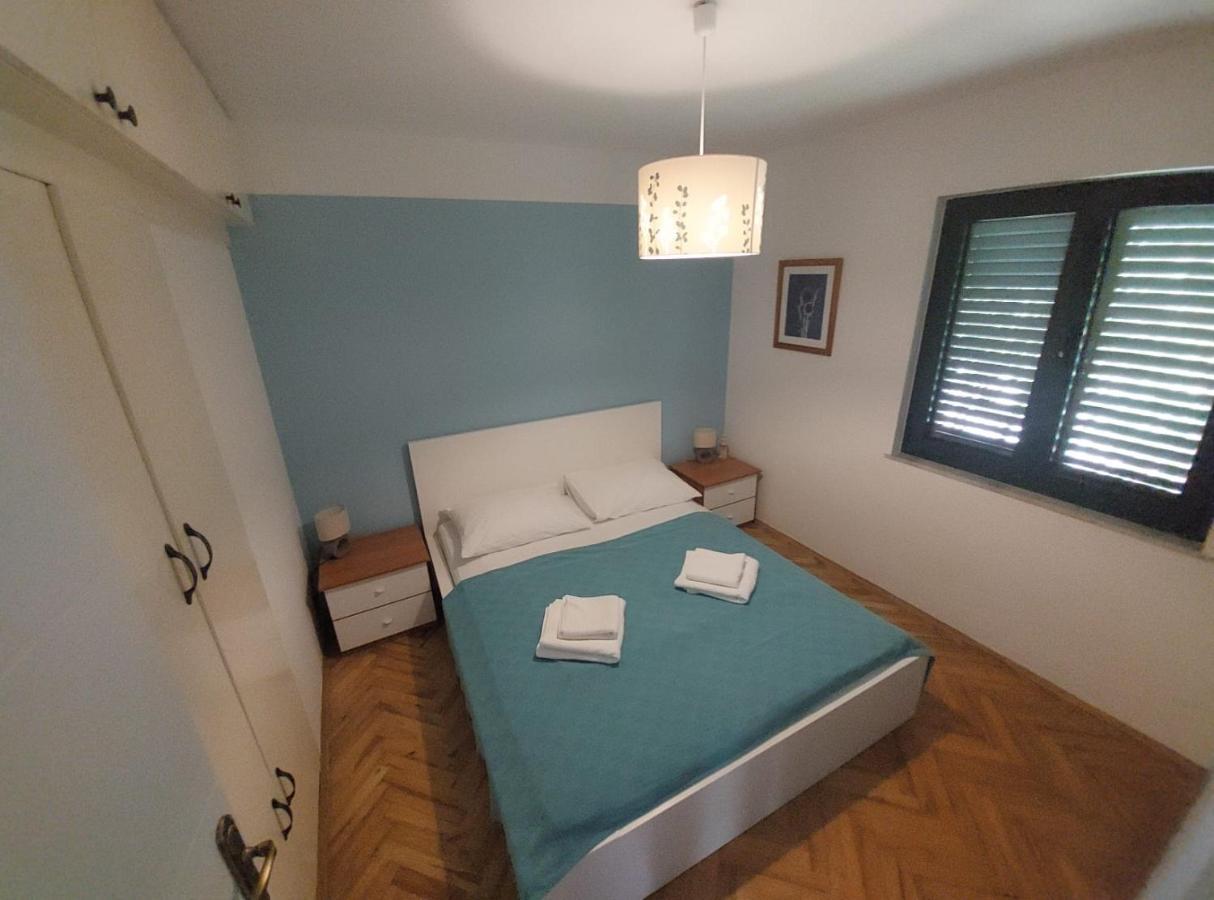 Apartman Rimac โตรกีร์ ภายนอก รูปภาพ